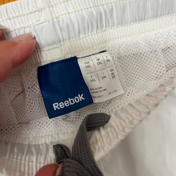 3XL Reebok white swimming shorts - Picture 3 of 4